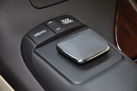 2012款雷克萨斯RX270豪华版
