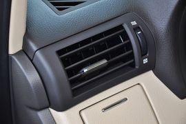 2012款雷克萨斯RX270豪华版