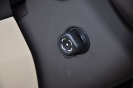 2012款雷克萨斯RX270豪华版