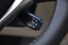 2012款雷克萨斯RX270豪华版