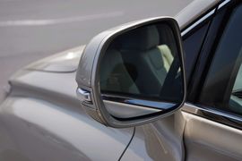 2012款雷克萨斯RX270豪华版