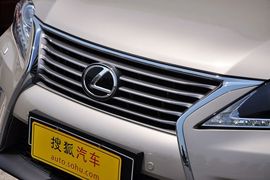 2012款雷克萨斯RX270豪华版