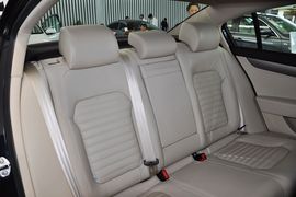2012款一汽大众全新迈腾1.8TSI