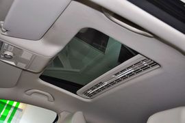 2012款一汽大众全新迈腾1.8TSI