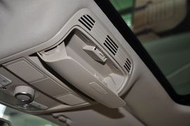 2012款一汽大众全新迈腾1.8TSI