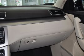 2012款一汽大众全新迈腾1.8TSI