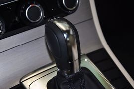2012款一汽大众全新迈腾1.8TSI