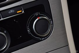 2012款一汽大众全新迈腾1.8TSI