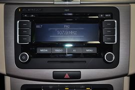 2012款一汽大众全新迈腾1.8TSI