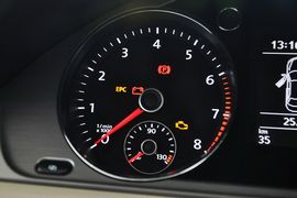 2012款一汽大众全新迈腾1.8TSI