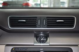 2012款一汽大众全新迈腾1.8TSI