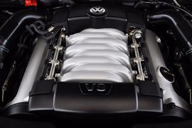 2012款大众辉腾4.2L奢享定制型