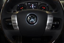 2012款大众辉腾4.2L奢享定制型