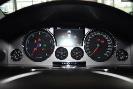 2012款大众辉腾4.2L奢享定制型