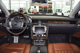 2012款大众辉腾4.2L奢享定制型