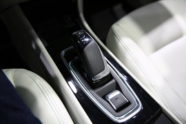 东风风神E70上海车展实拍