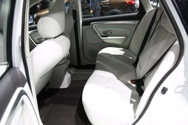 东风风神E70上海车展实拍