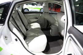 东风风神E70上海车展实拍