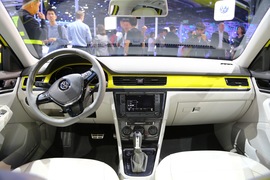 一汽大众蔚领无疆版上海车展实拍