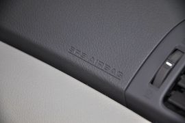 2012款广汽丰田逸致180G