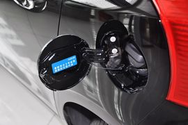 2011款丰田雅力士1.6E自动魅动版