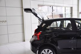 2011款丰田雅力士1.6E自动魅动版