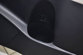 2011款丰田雅力士1.6E自动魅动版