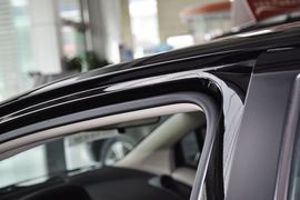 2011款丰田雅力士1.6E自动魅动版