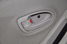 2011款丰田雅力士1.6E自动魅动版