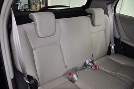 2011款丰田雅力士1.6E自动魅动版