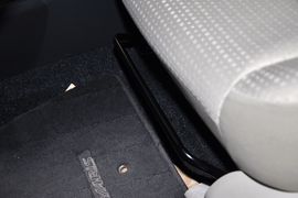 2011款丰田雅力士1.6E自动魅动版