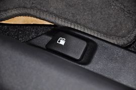 2011款丰田雅力士1.6E自动魅动版