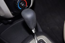 2011款丰田雅力士1.6E自动魅动版