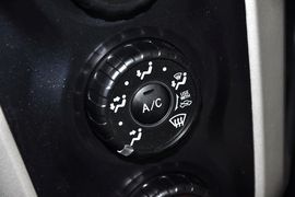 2011款丰田雅力士1.6E自动魅动版