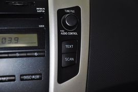 2011款丰田雅力士1.6E自动魅动版