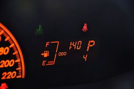 2011款丰田雅力士1.6E自动魅动版