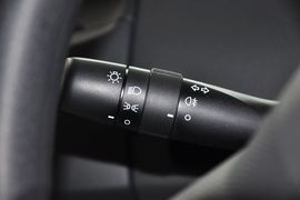 2011款丰田雅力士1.6E自动魅动版