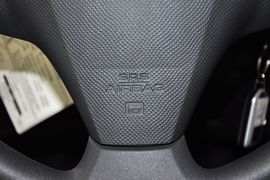 2011款丰田雅力士1.6E自动魅动版