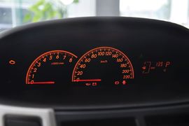 2011款丰田雅力士1.6E自动魅动版