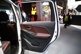 启辰M50V上海车展实拍