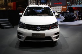 启辰M50V上海车展实拍