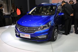 宝骏310W