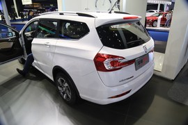 宝骏310W