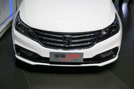 宝骏310W