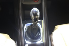 宝骏310W