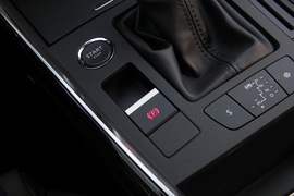 2017款雪铁龙C5实拍组图