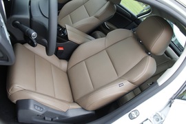 2017款雪铁龙C5实拍组图