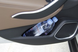 2017款雪铁龙C5实拍组图