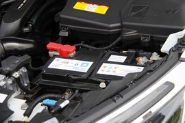 2017款雪铁龙C5实拍组图