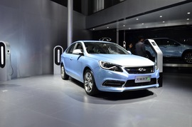 奇瑞艾瑞泽7e上海车展实拍